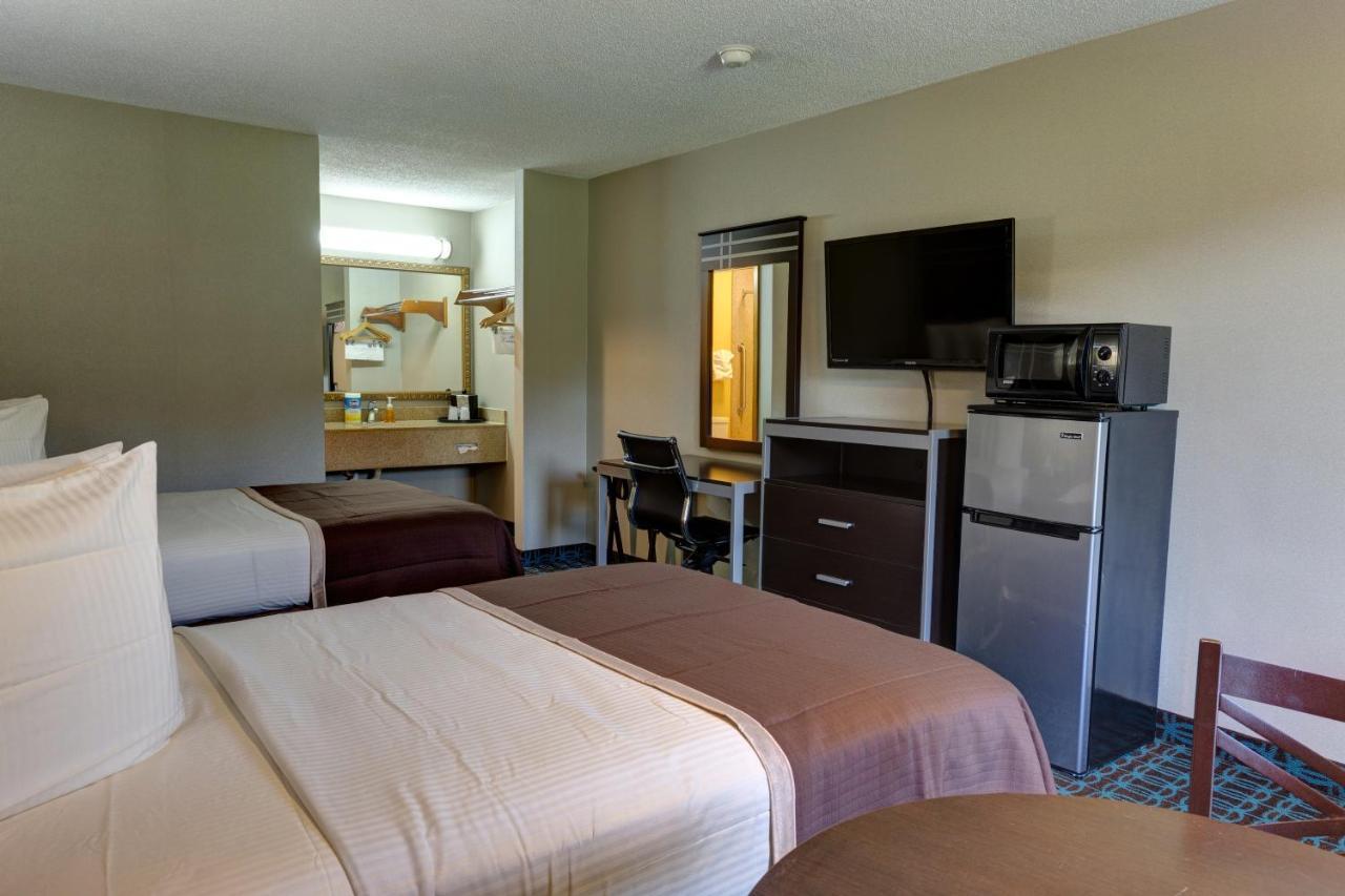 Deluxe Inn - Fayetteville I-95 מראה חיצוני תמונה