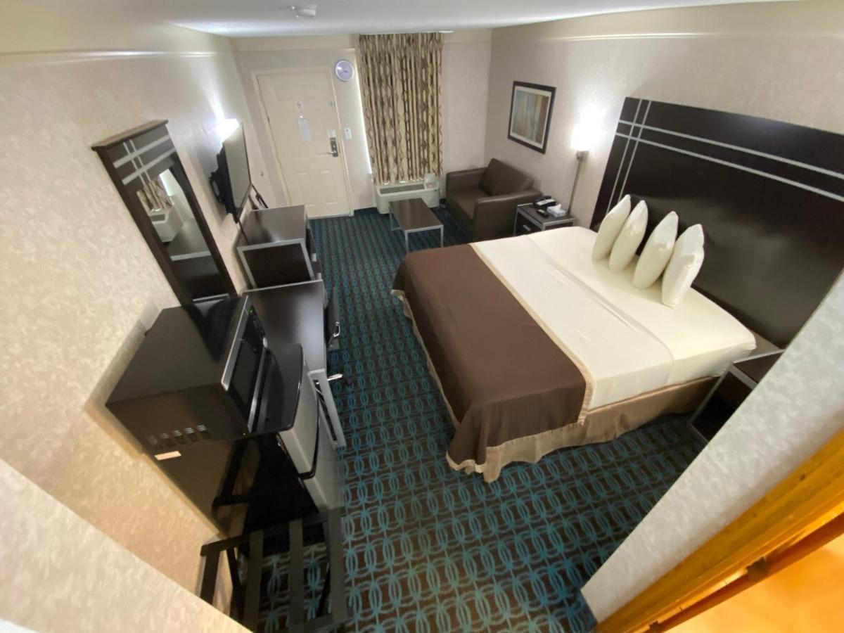 Deluxe Inn - Fayetteville I-95 מראה חיצוני תמונה