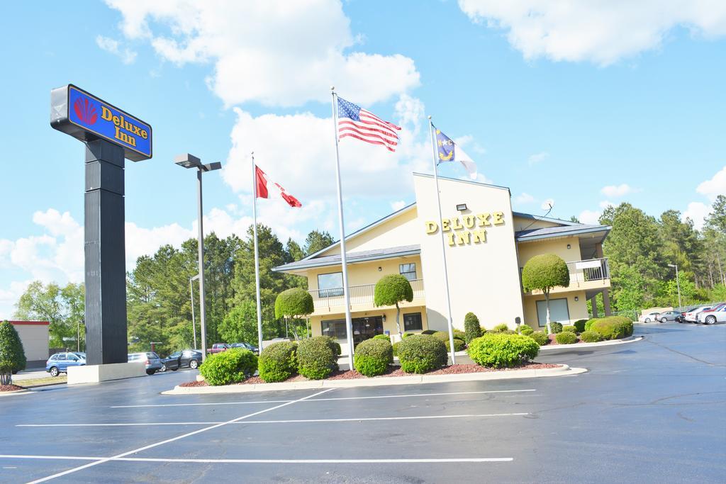 Deluxe Inn - Fayetteville I-95 מראה חיצוני תמונה